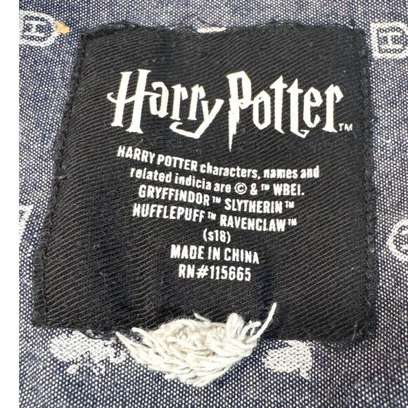 Harry Potter Short Sleeve Button-Down Shirt Gryffindor Slytherin Pattern Size L - Picture 2 of 6